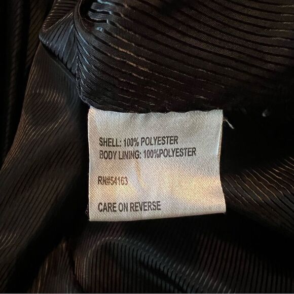 Calvin Klein black coat. Size medium - Picture 9 of 10